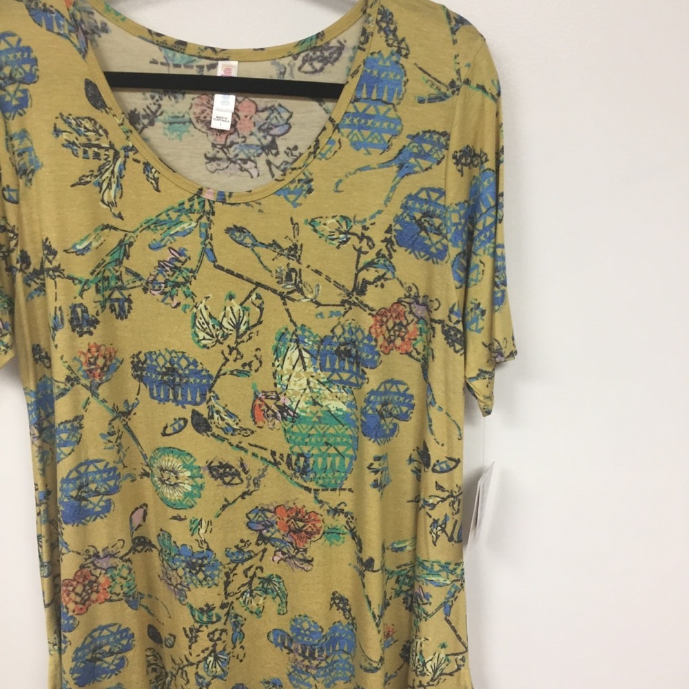 NWT LuLaRoe Large Perfect T Yellow Aztec Floral